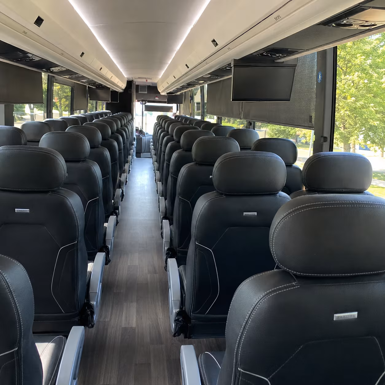 charter buses for day trips to kartchner caverns montezuma castle and beyond