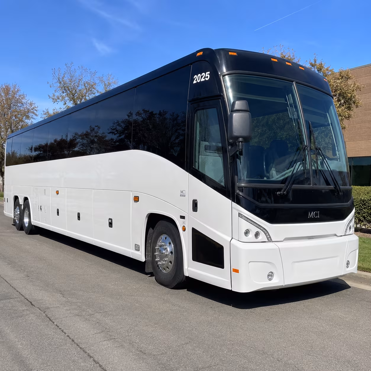 charter buses to the arizona science center and downtown phoenix museums