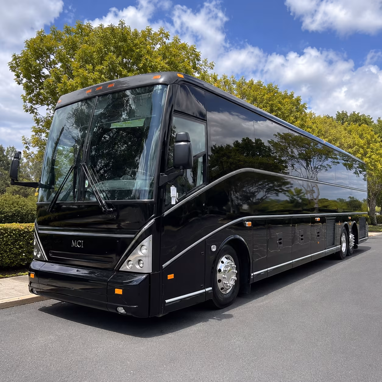 field trip buses to the musical instrument museum and east valley destinations