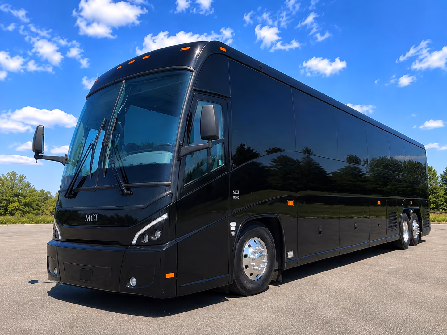 shuttle your guests between scottsdale hotels and your desert venue